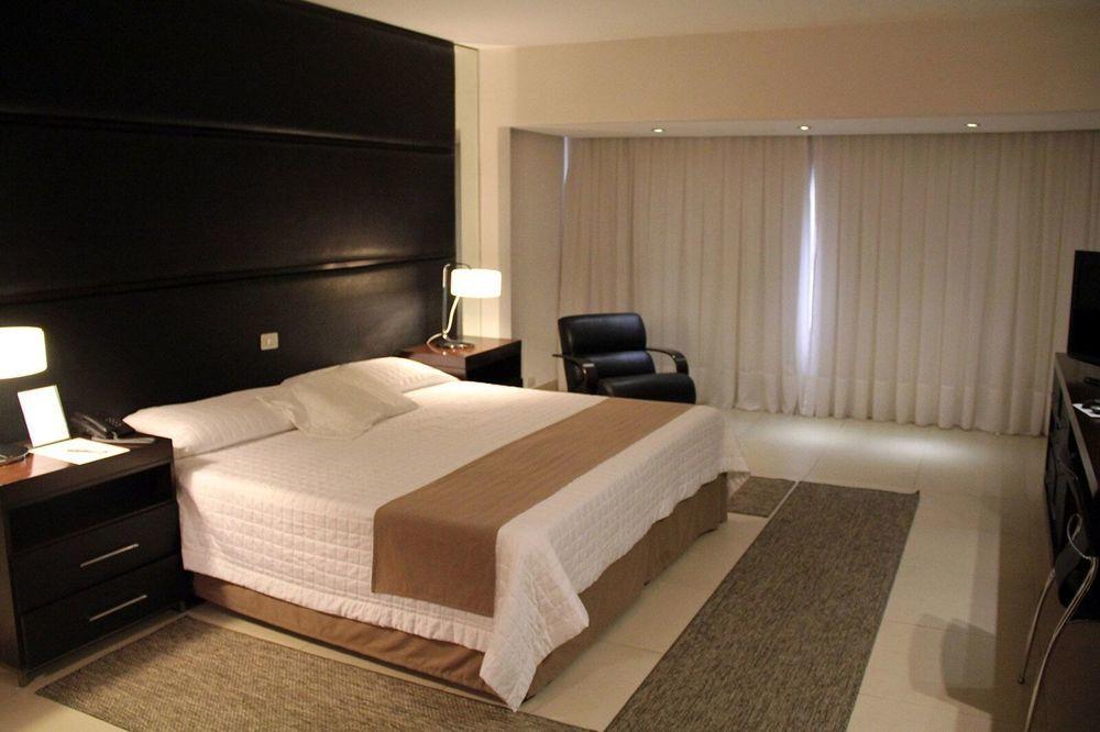 Yacht & Golf Club Paraguayo, A Tribute Portfolio Resort Lambare Eksteriør bilde