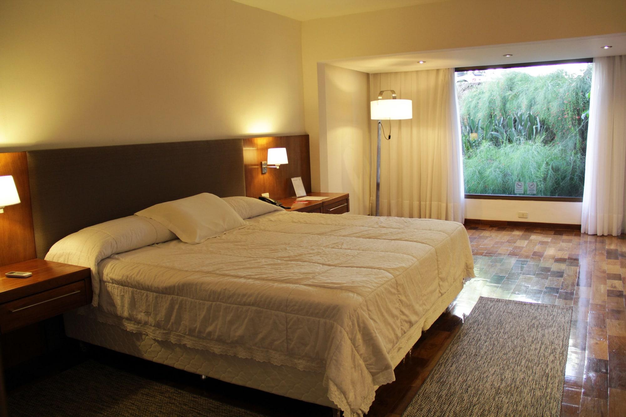 Yacht & Golf Club Paraguayo, A Tribute Portfolio Resort Lambare Eksteriør bilde