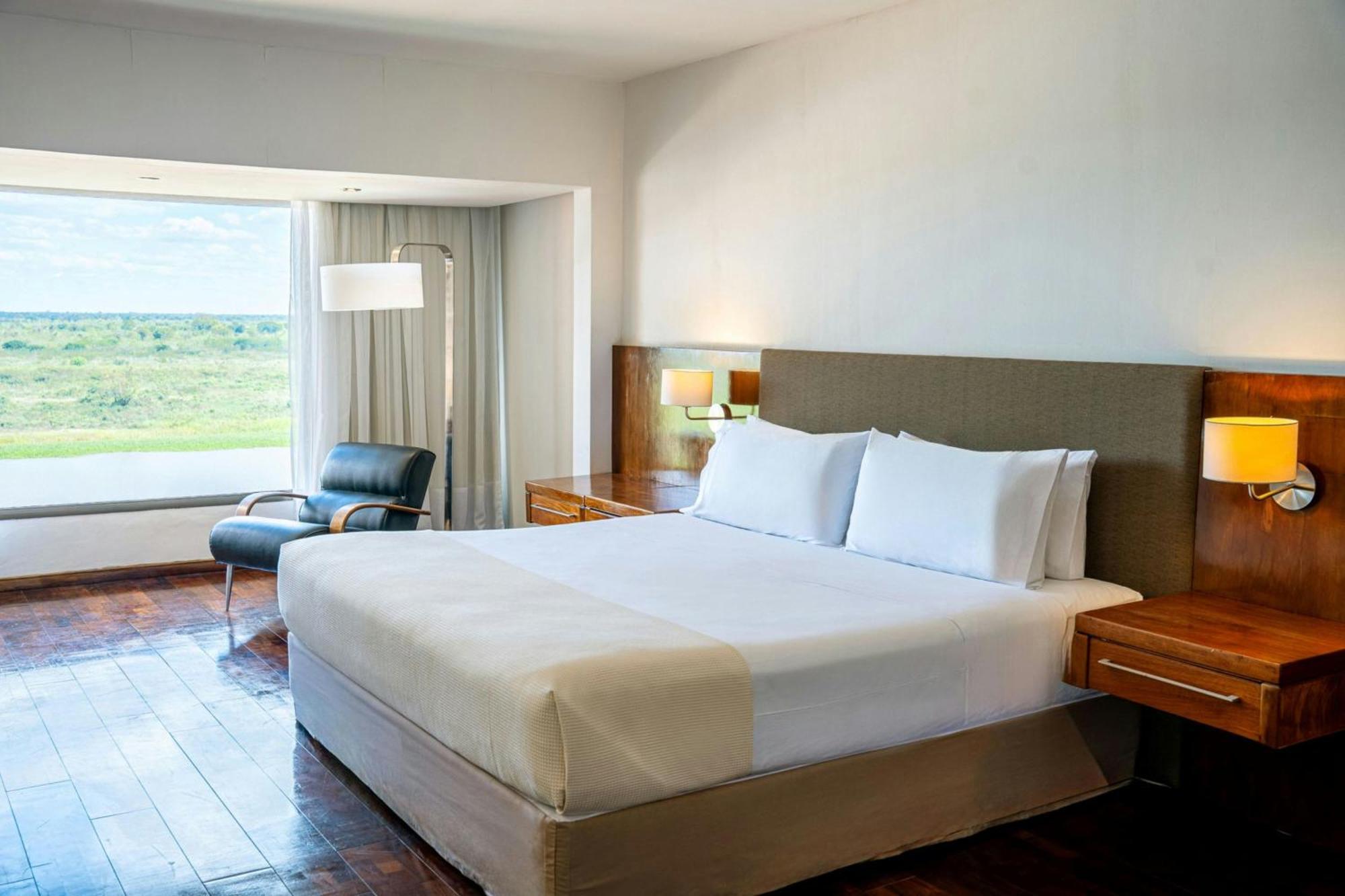 Yacht & Golf Club Paraguayo, A Tribute Portfolio Resort Lambare Eksteriør bilde
