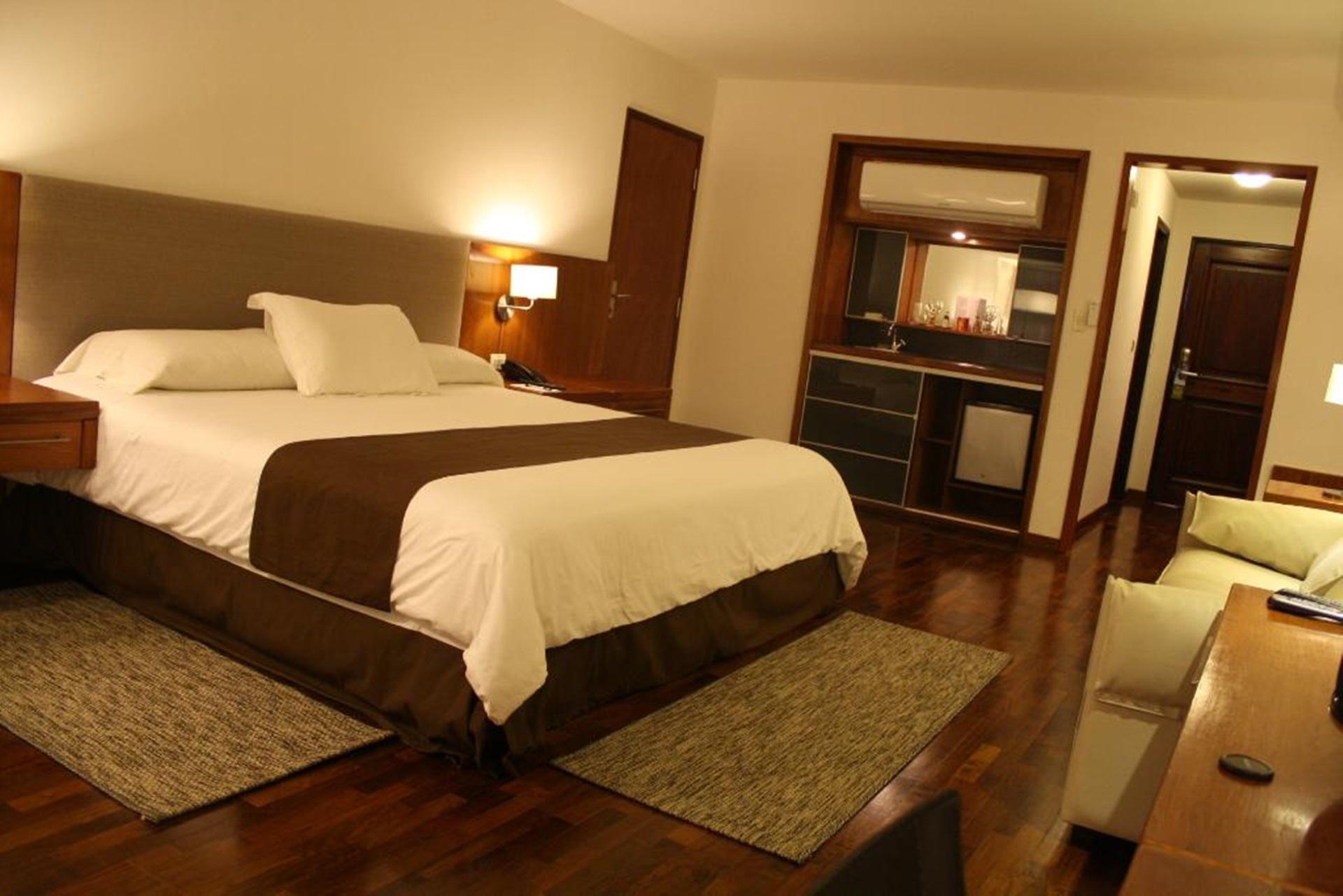 Yacht & Golf Club Paraguayo, A Tribute Portfolio Resort Lambare Eksteriør bilde